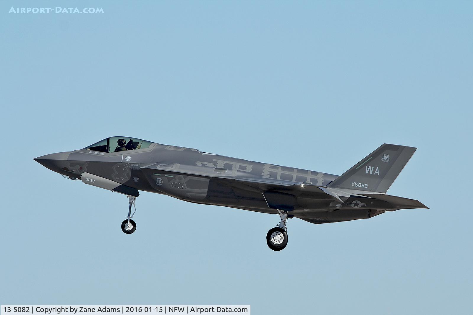 13-5082, 2015 Lockheed Martin F-35A Lightning II C/N AF-88, F-35A landing at NAS Fort Worth