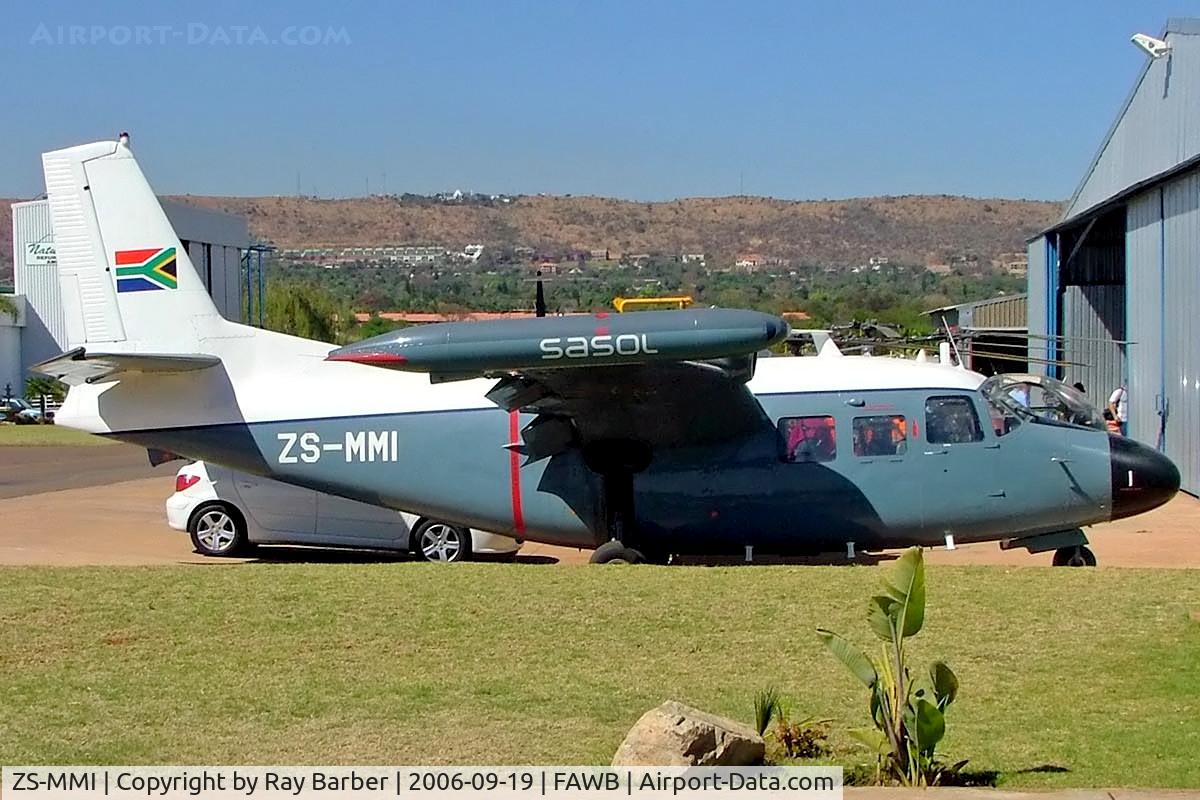 ZS-MMI, Piaggio P-166S Albatross C/N 462, Piaggio P.166S Albatross [462] Pretoria-Wonderboom~ZS 19/9/2006