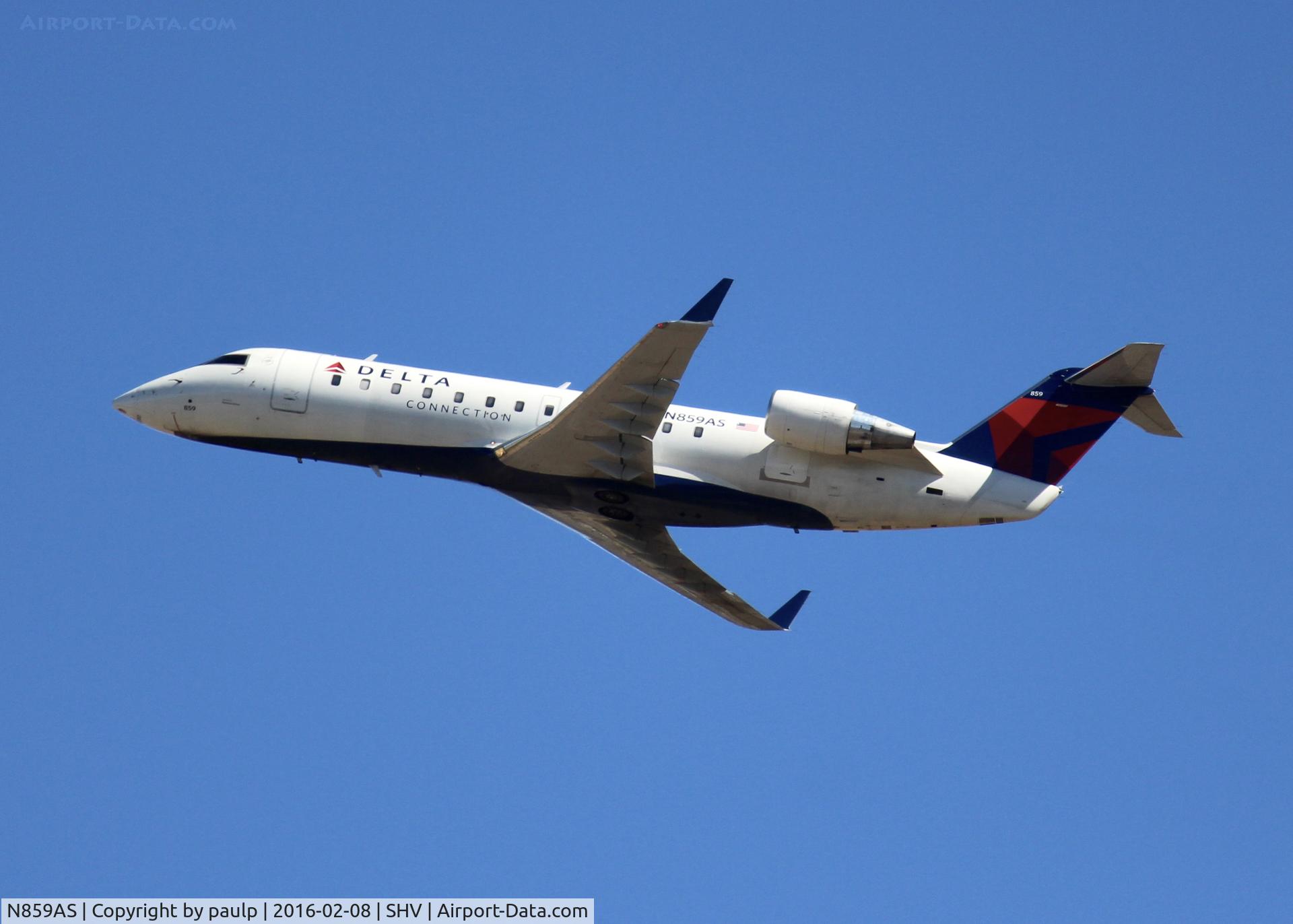 N859AS, 2000 Bombardier CRJ-200ER (CL-600-2B19) C/N 7421, At Shreveport Regional.