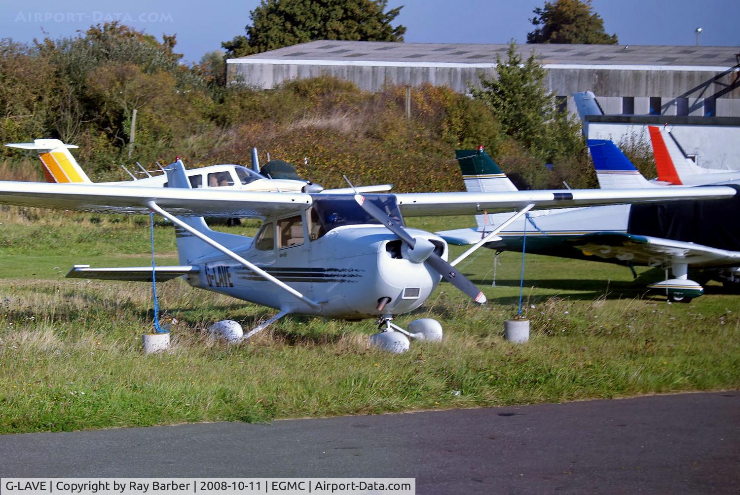 G-LAVE, 1999 Cessna 172R Skyhawk C/N 17280663, Cessna 172R Skyhawk [172-80663] Southend~G 11/10/2008