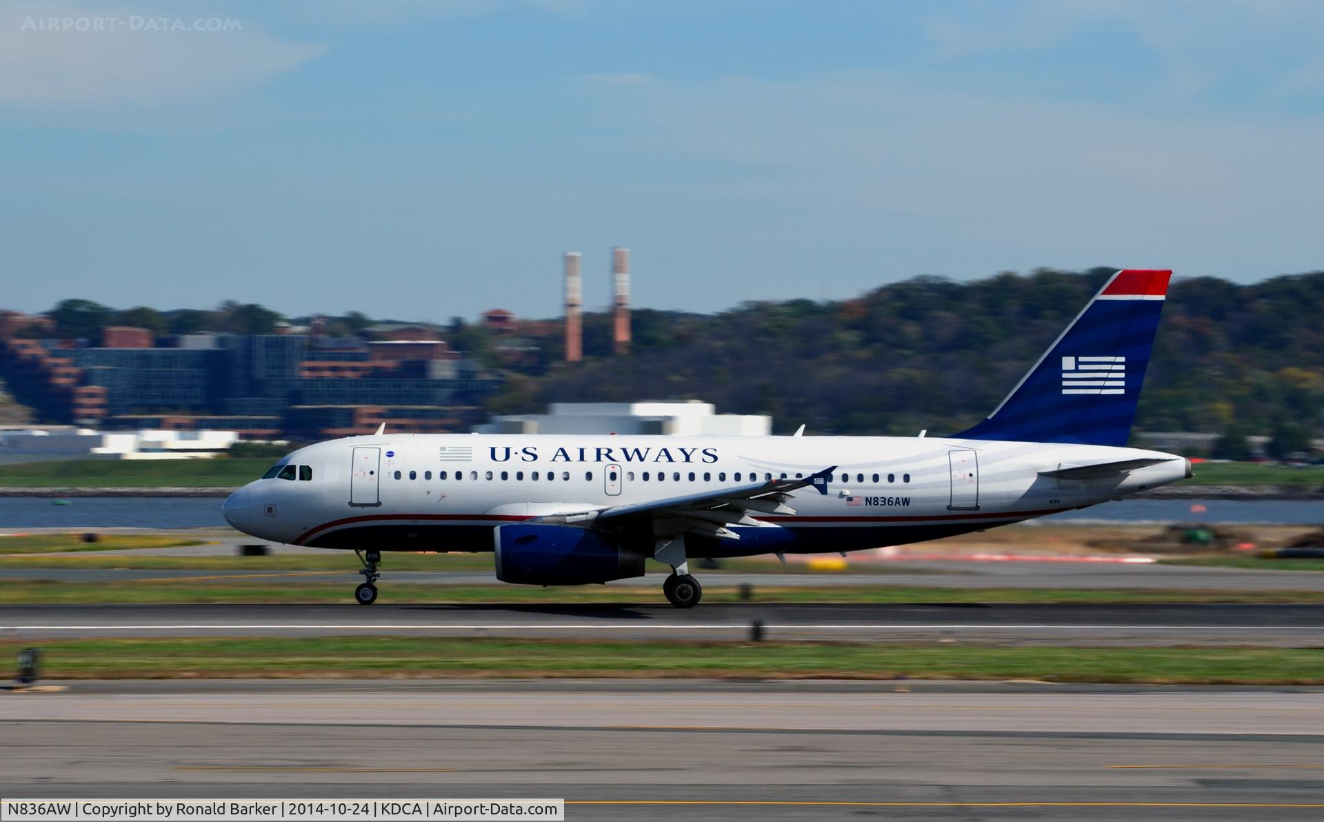 N836AW, 2005 Airbus A319-132 C/N 2570, Takeoff roll National