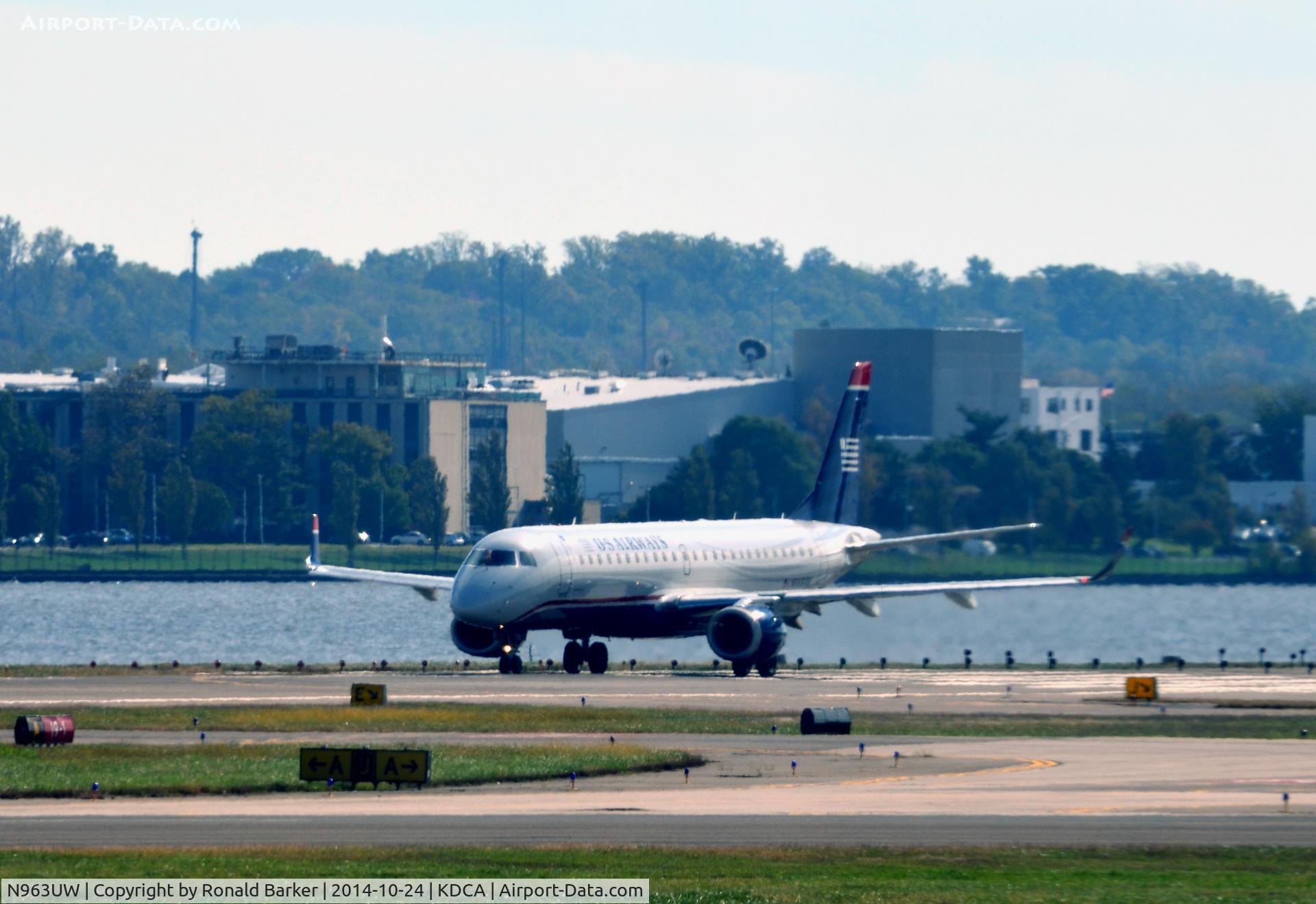 N963UW, 2008 Embraer 190AR (ERJ-190-100IGW) C/N 19000191, Takeoff National