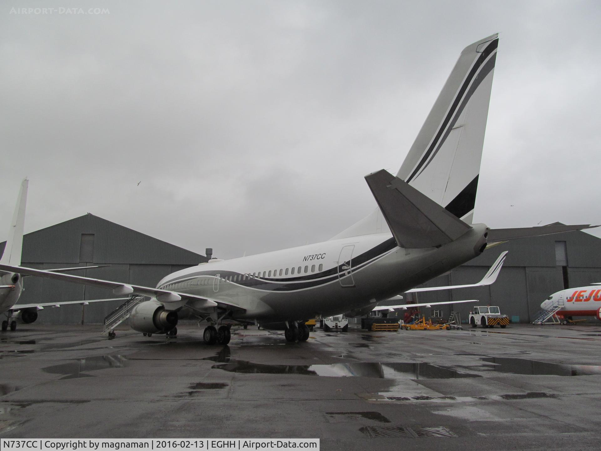 N737CC, 1999 Boeing 737-74Q/BBJ C/N 29135, along with many others at hurn