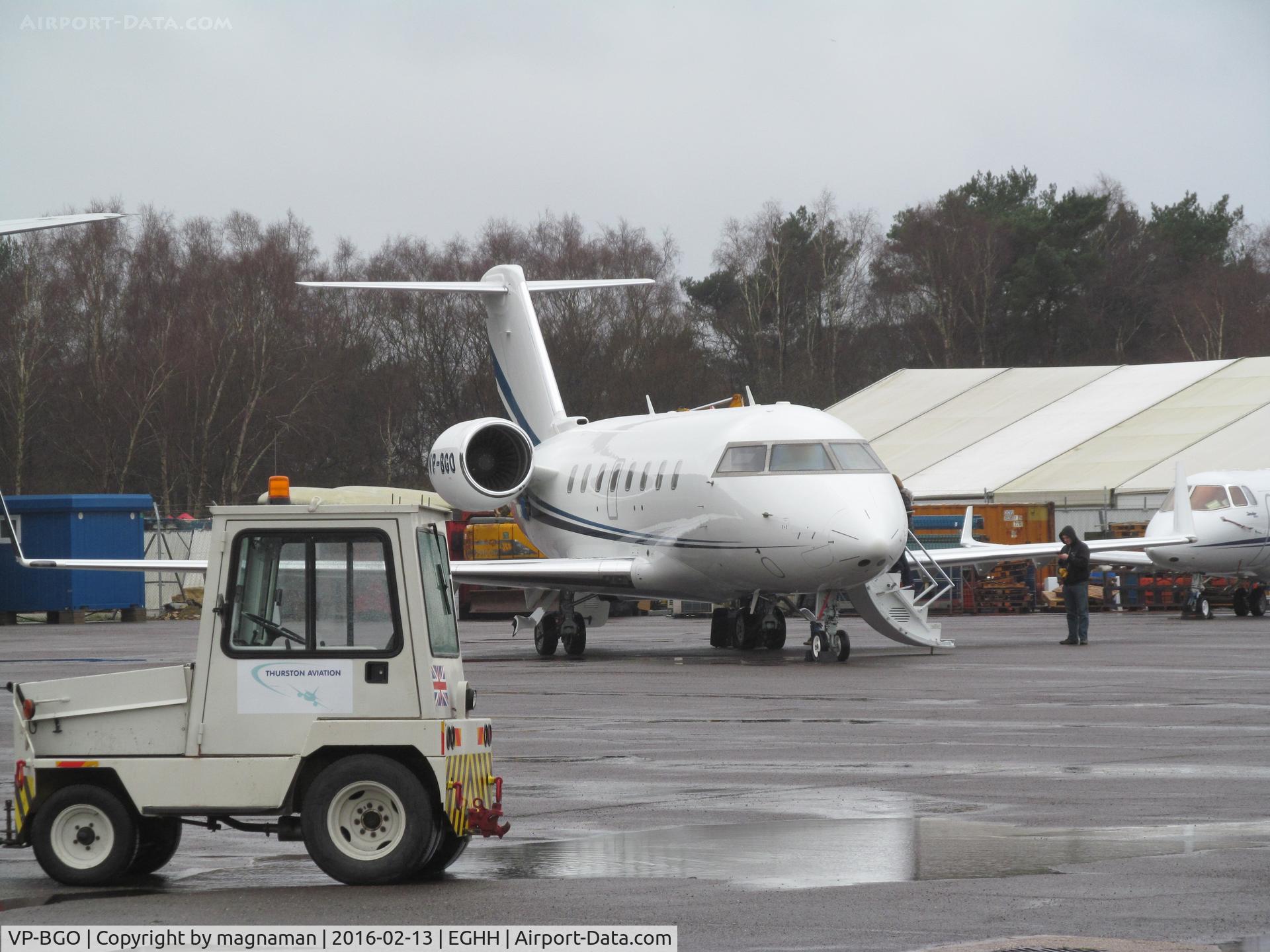 VP-BGO, 2010 Bombardier Challenger 605 (CL-600-2B16) C/N 5851, loading passengers