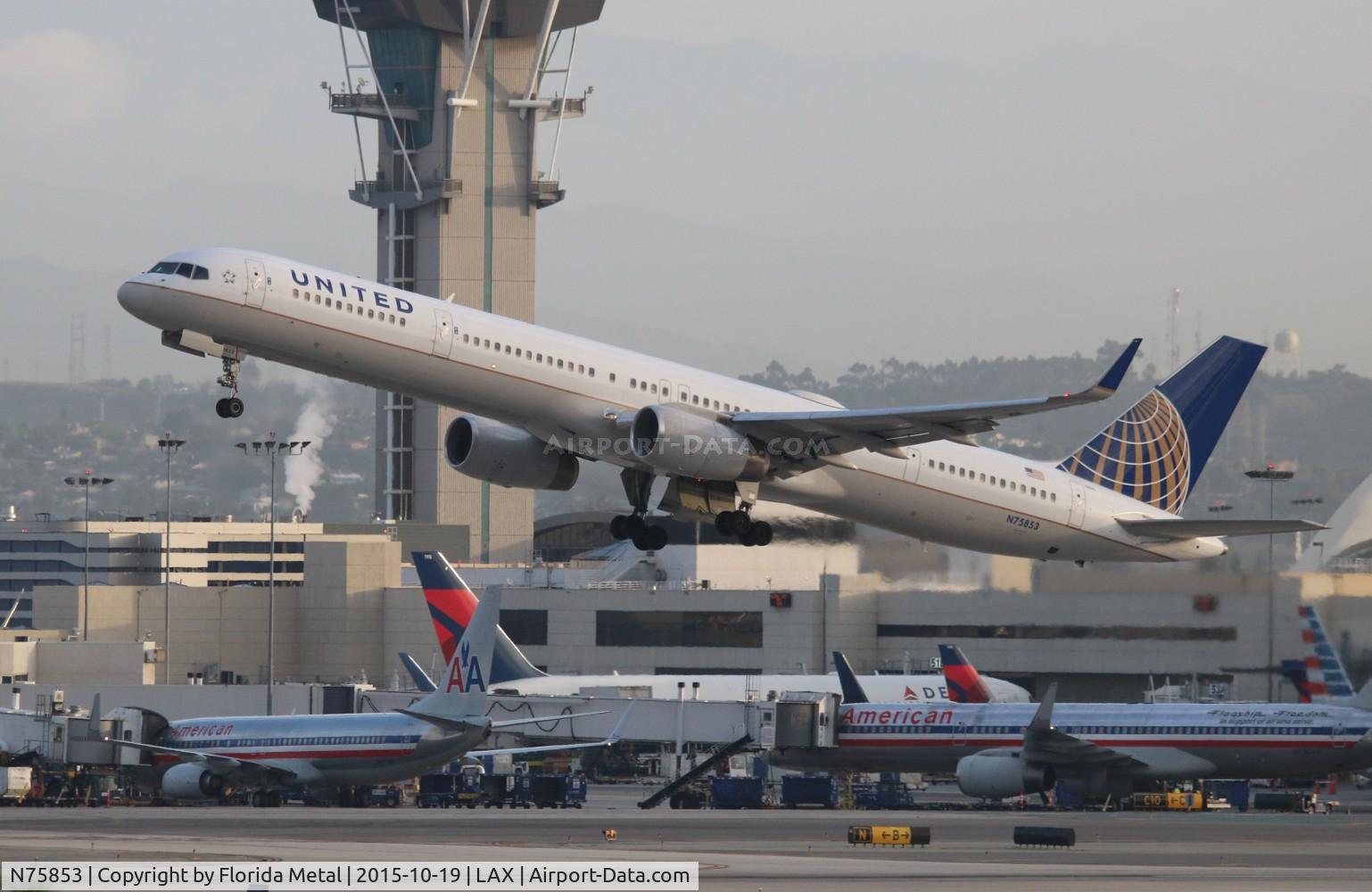 N75853, 2002 Boeing 757-324 C/N 32812, United