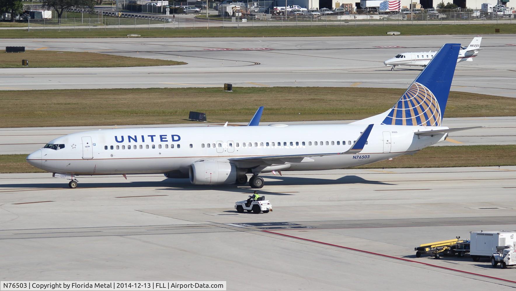 N76503, 2006 Boeing 737-824 C/N 33461, United