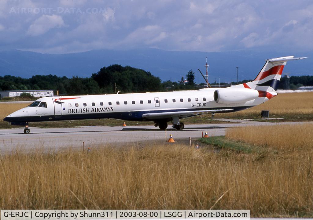 G-ERJC, 2000 Embraer EMB-145EP (ERJ-145EP) C/N 145253, Waiting before departure...