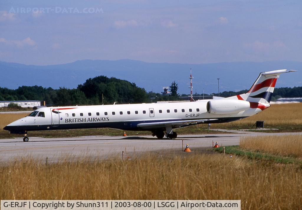 G-ERJF, 2000 Embraer EMB-145EP (ERJ-145EP) C/N 145325, Waiting before departure...