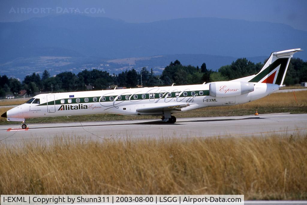 I-EXML, 2003 Embraer ERJ-145LR (EMB-145LR) C/N 145709, Waiting before departure with special '700th Embraer' titles