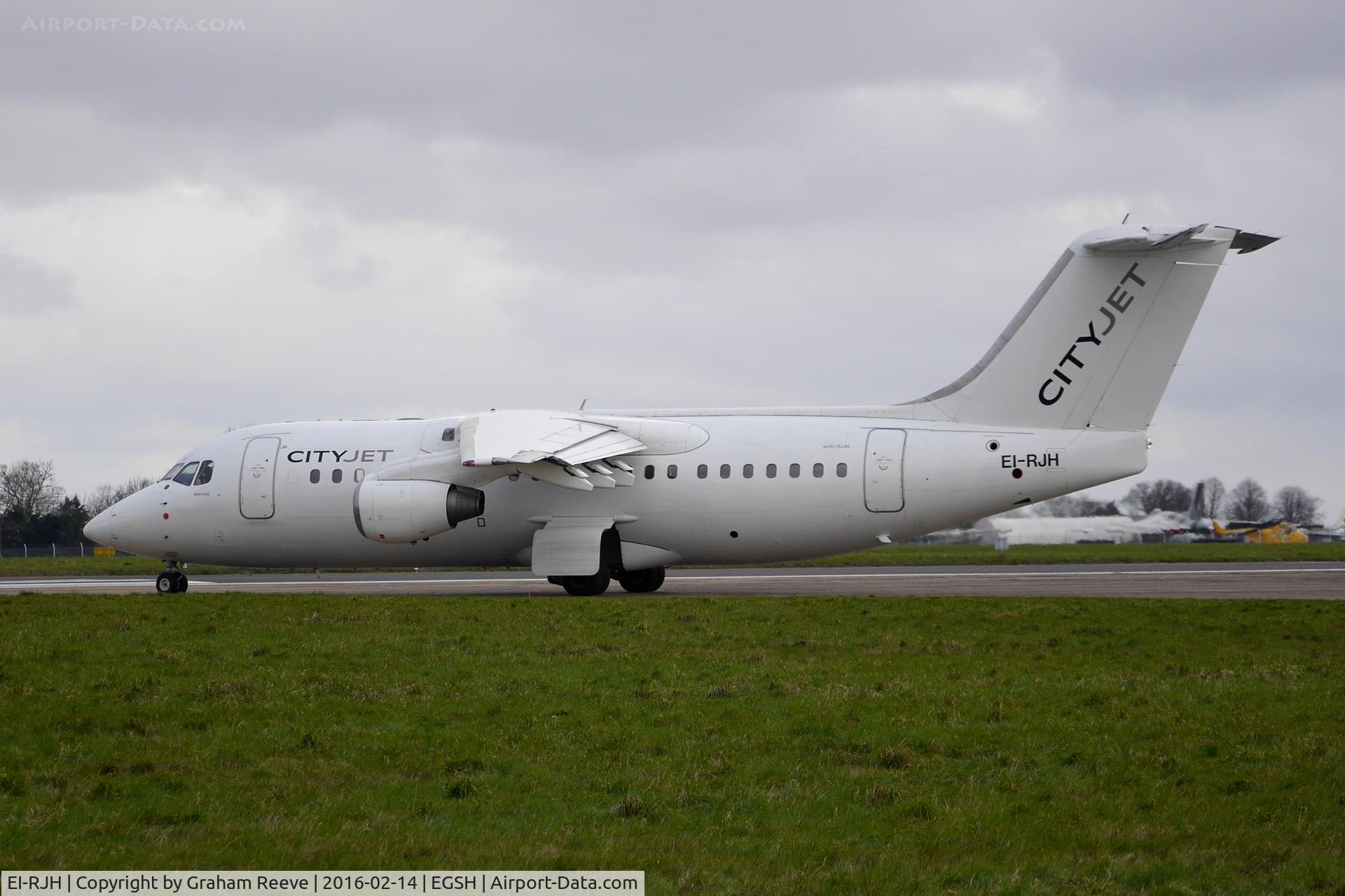 EI-RJH, 1999 BAE Systems Avro 146-RJ85 C/N E.2345, About to depart from Norwich.