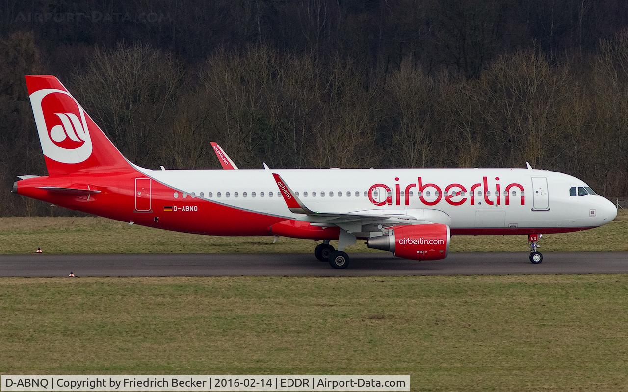 D-ABNQ, 2015 Airbus A320-214 C/N 6877, taxying to the gate