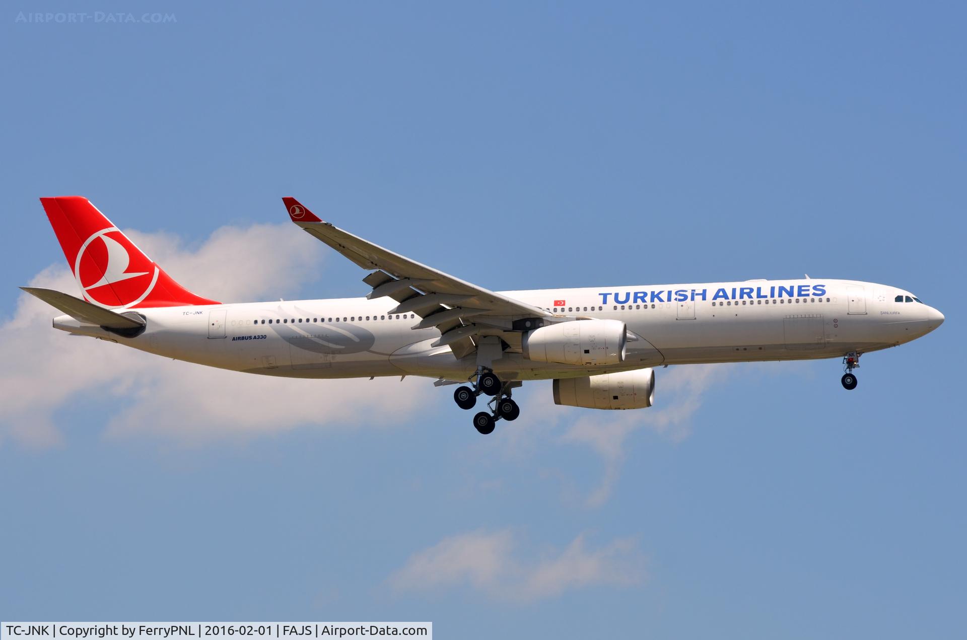 TC-JNK, 2010 Airbus A330-343X C/N 1172, Turkish A333 landing.