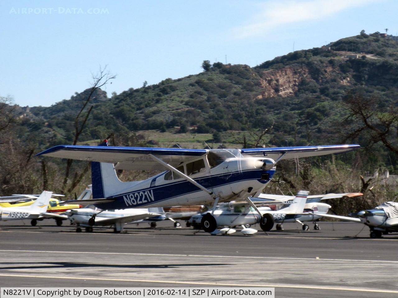 N8221V, 1966 Cessna 180H Skywagon C/N 18051723, 1966 Cessna 180H, Continental O-470-R 230 hp, takeoff climb Rwy 22
