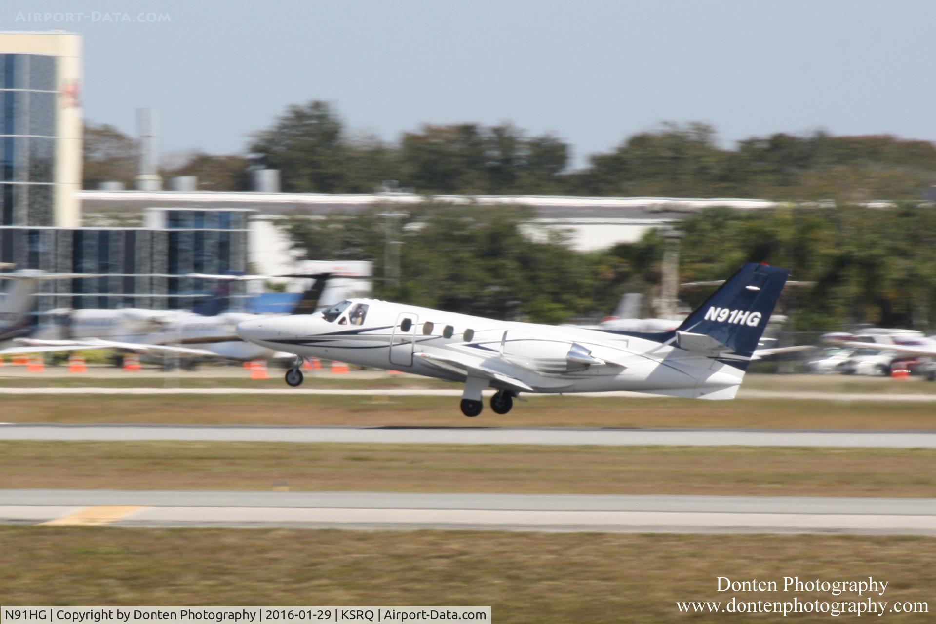 N91HG, 1981 Cessna 501 Citation I SP C/N 501-0199, Cessna Citation I (N91HG) departs Sarasota-Bradenton International Airport enroute to Mobile Regional Airport