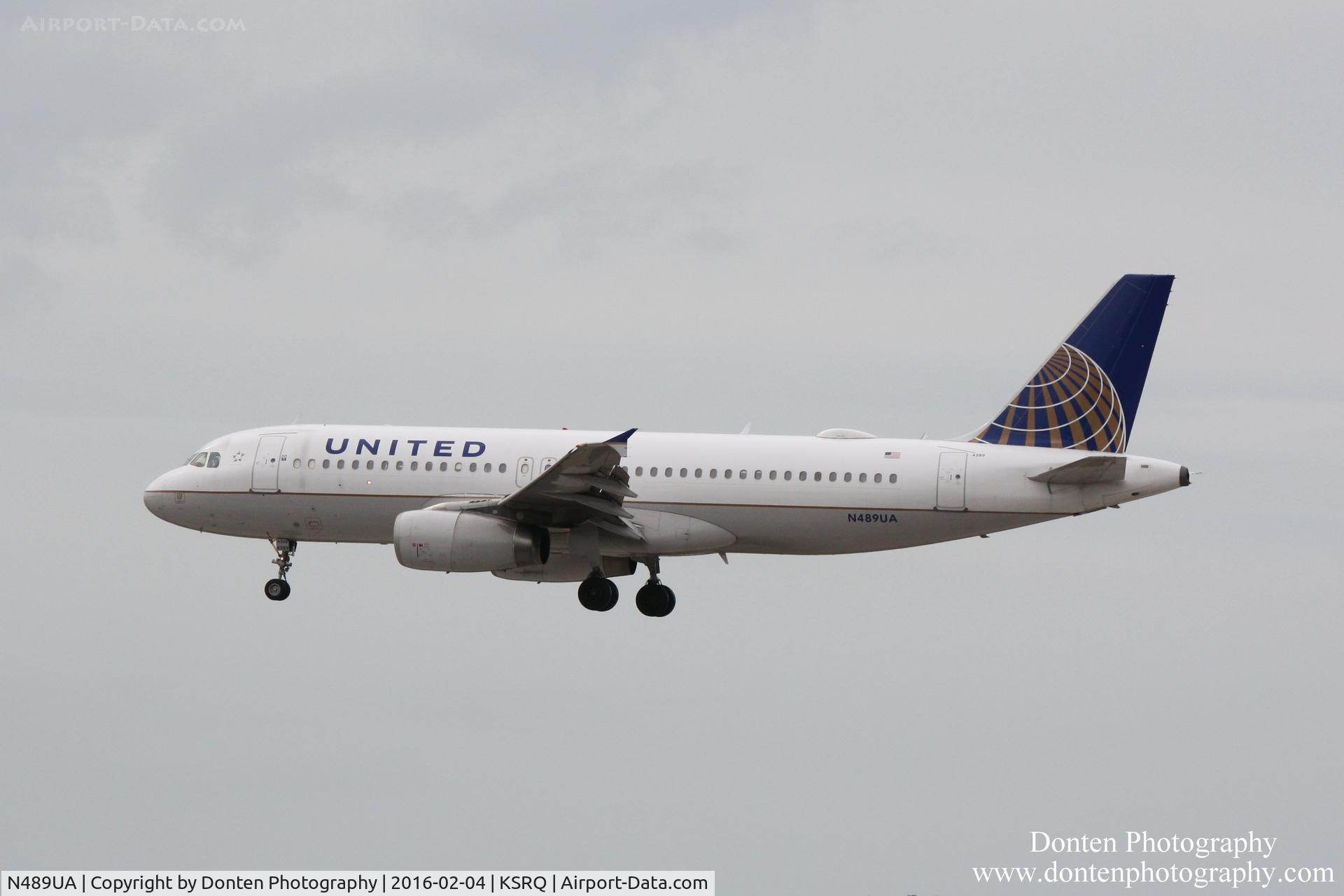 N489UA, 2002 Airbus A320-232 C/N 1702, United Flight 1778 (N489UA) arrives at Sarasota-Bradenton International Airport following flight from Chicago-O'Hare International Airport