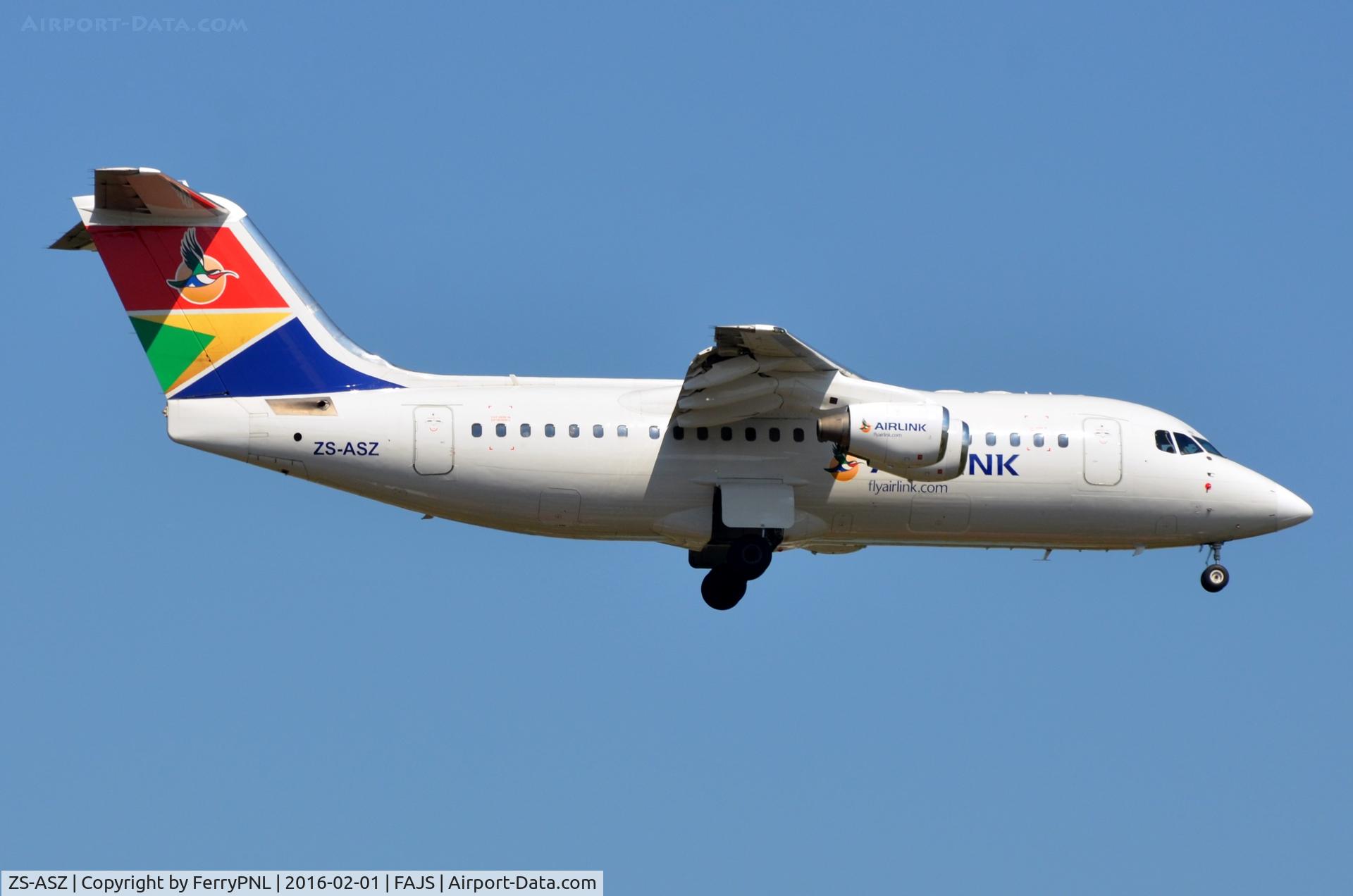 ZS-ASZ, 1997 British Aerospace Avro 146-RJ85A C/N E2318, Airlink BAe146 on short final.