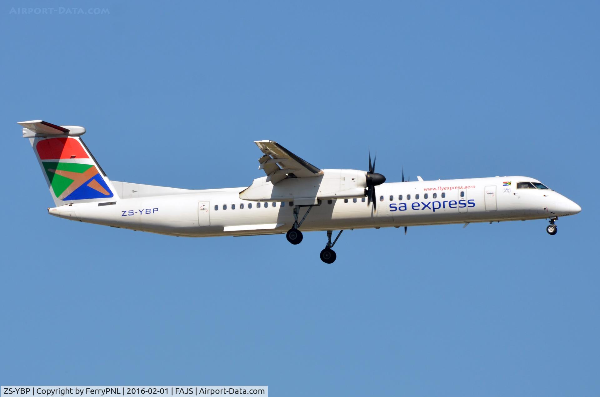 ZS-YBP, 2006 De Havilland Canada DHC-8-402Q Dash 8 C/N 4142, SA Express DHC8 arriving.
