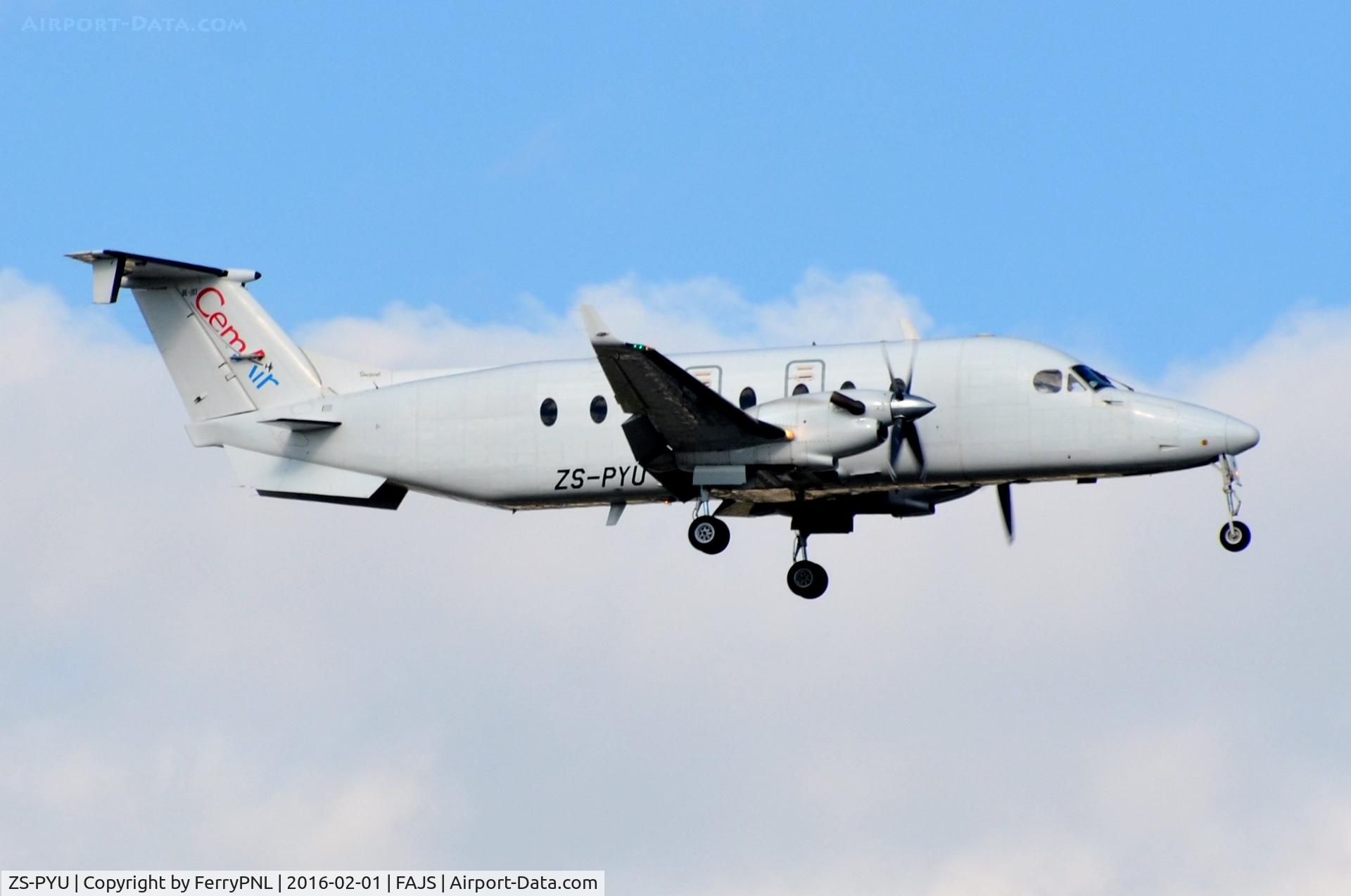 ZS-PYU, 1994 Beech 1900D C/N UE-107, CEM Air Be1900D