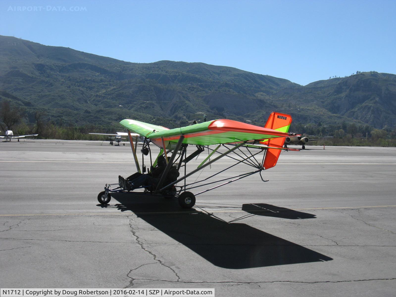 N1712, Quicksilver Sport IIS C/N 0071, 2005 QUICKSILVER SPORT IIS, Rotax 582DCDI 65 Hp pusher liquid cooled 2-stroke, Experimental Ultralight, taxi to Rwy 22