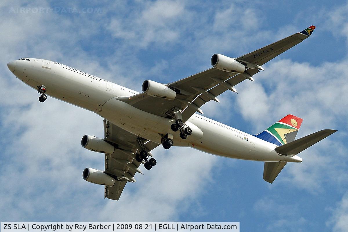 ZS-SLA, 1992 Airbus A340-211 C/N 008, Airbus A340-212 [008] (South African Airways) Home~G 21/08/2009. On approach 27R.