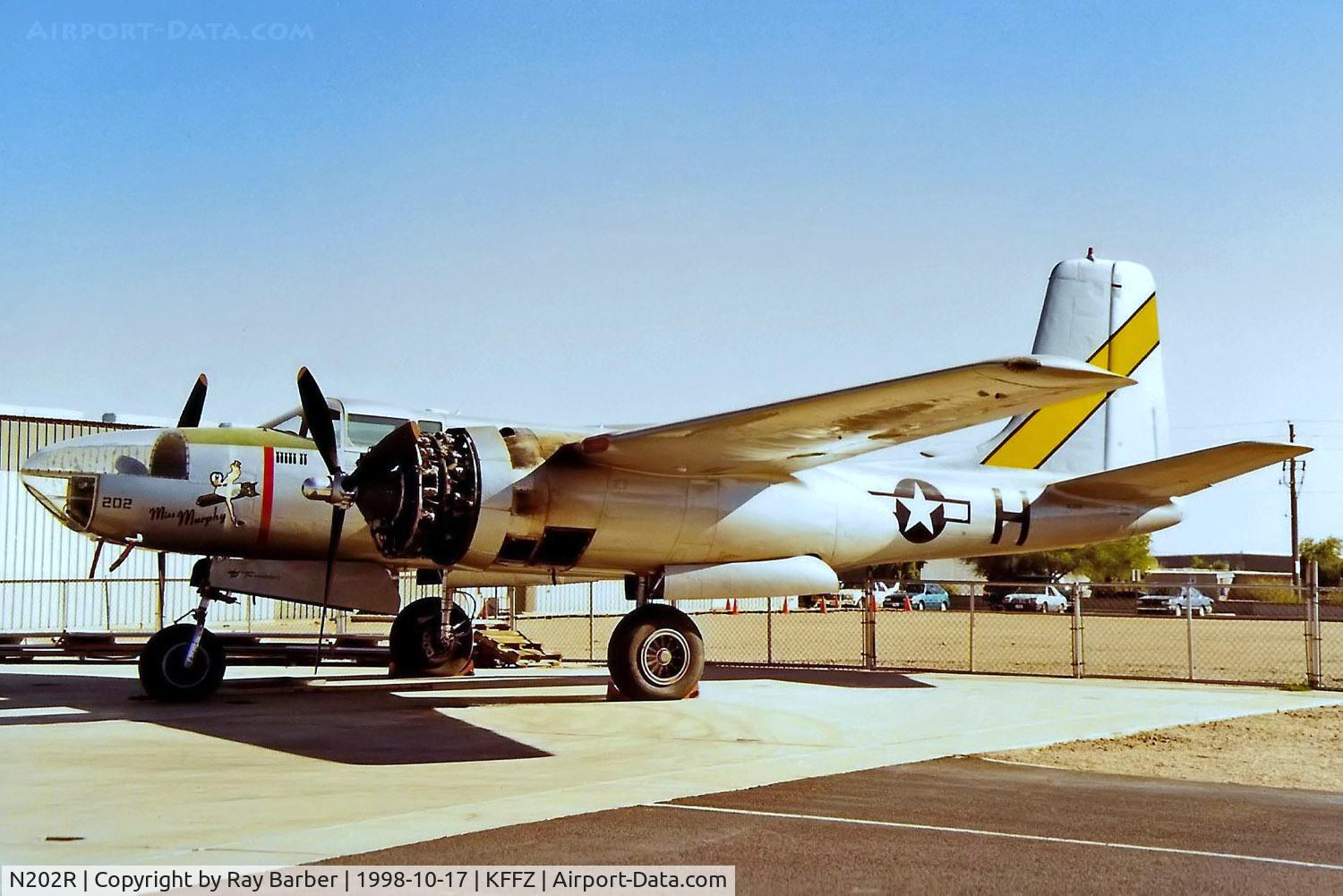 N202R, Douglas B-26C Invader C/N 28880, Douglas A-26C Invader [28880] Mesa-Falcon Field~N 17/10/1998