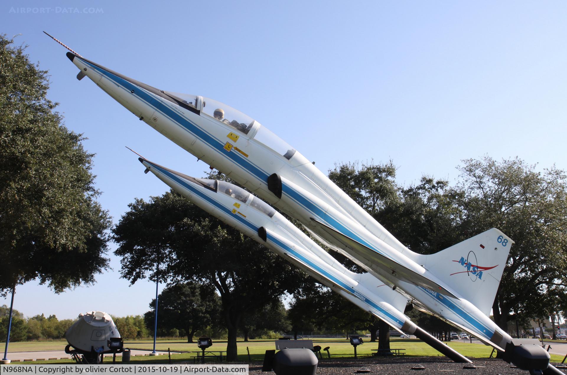 N968NA, 1965 Northrop T-38A C/N 65-10402, NASA space center, Houston