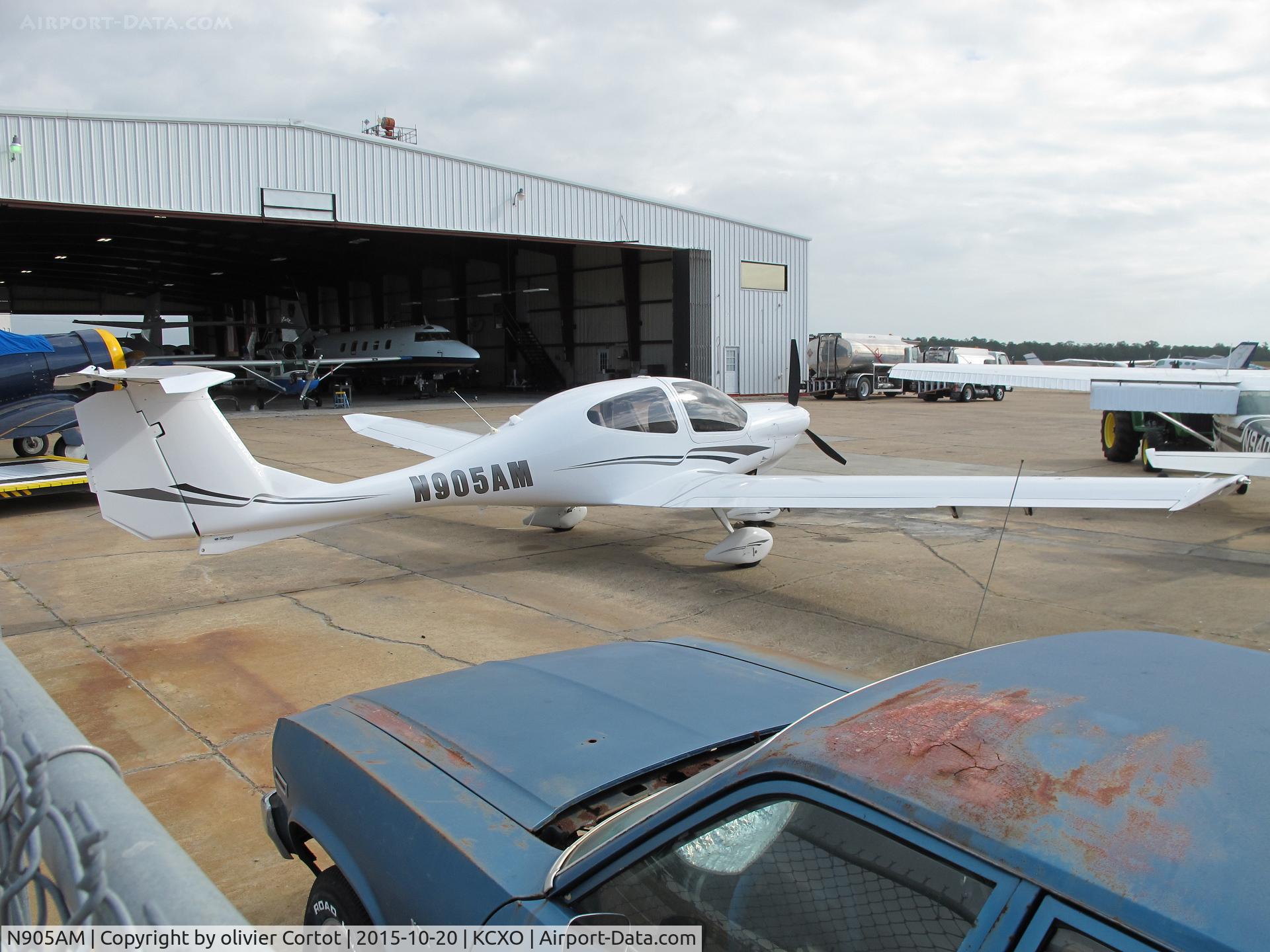 N905AM, 2006 Diamond DA-40 Diamond Star C/N 40.705, lone star airport