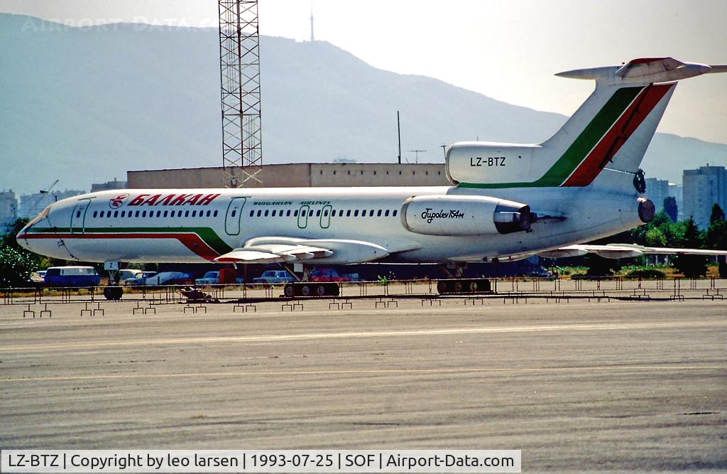 LZ-BTZ, 1988 Tupolev Tu-154M C/N 88A781, Sofia 25.7.93