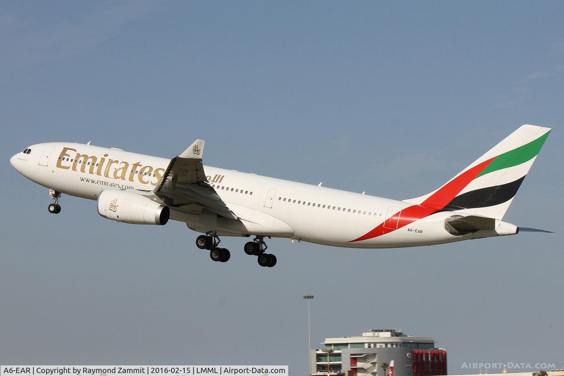 A6-EAR, 2003 Airbus A330-243 C/N 536, A330 A6-EAR Emirates Airlines