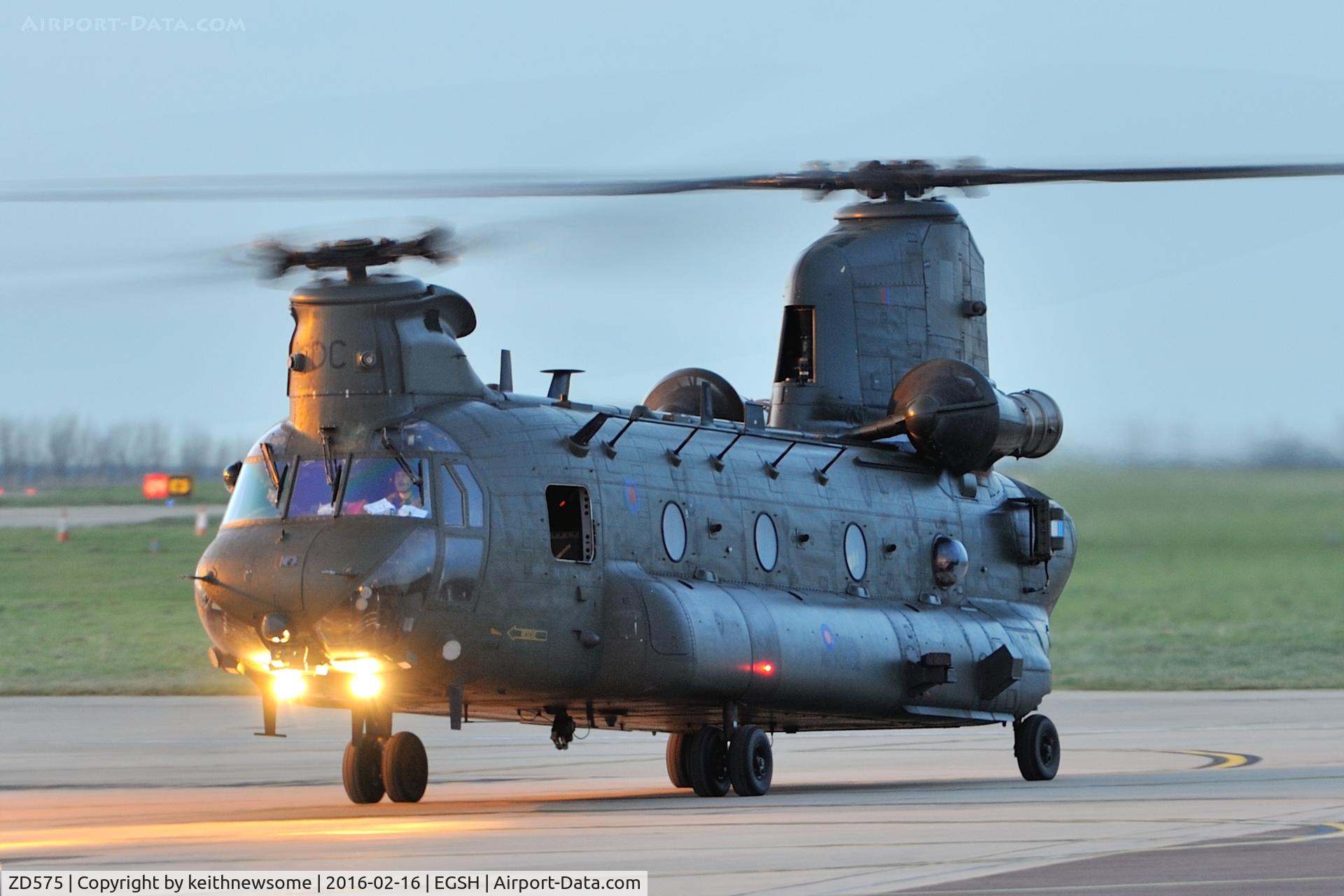 ZD575, 1984 Boeing Vertol Chinook HC.4 C/N MA035/M7023, Late evening arrival.