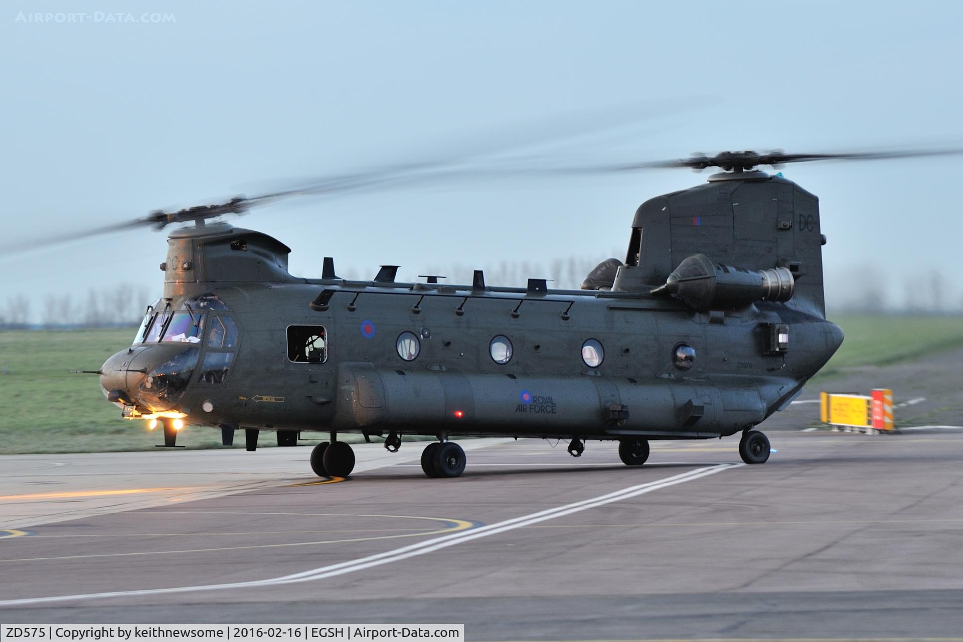 ZD575, 1984 Boeing Vertol Chinook HC.4 C/N MA035/M7023, Late evening arrival.