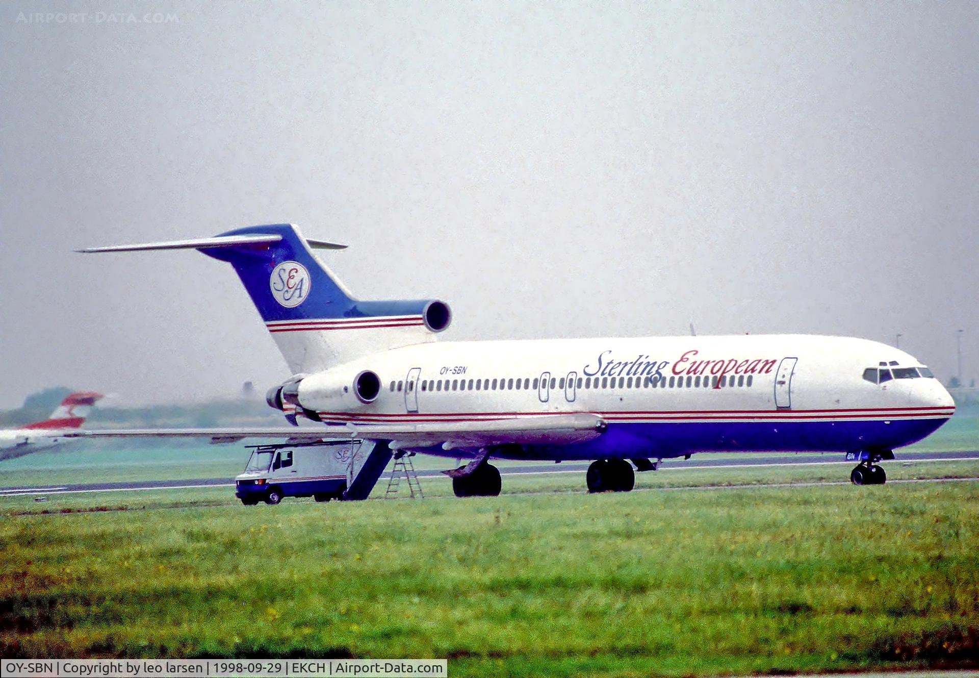 OY-SBN, 1981 Boeing 727-2B7 C/N 22163, Copenhagen 29.9.98 Engine Test running