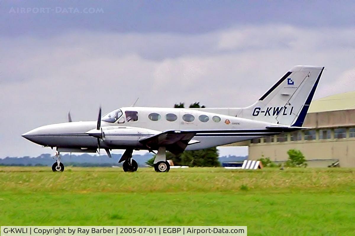 G-KWLI, 1976 Cessna 421C Golden Eagle C/N 421C-0168, Cessna 421C Golden Eagle [421C-0168] Kemble~G 01/07/2005