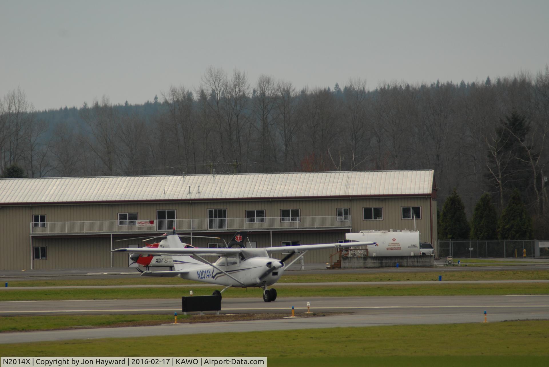 N2014X, 1965 Cessna 182H Skylane C/N 18256114, Cessna on taxiway.