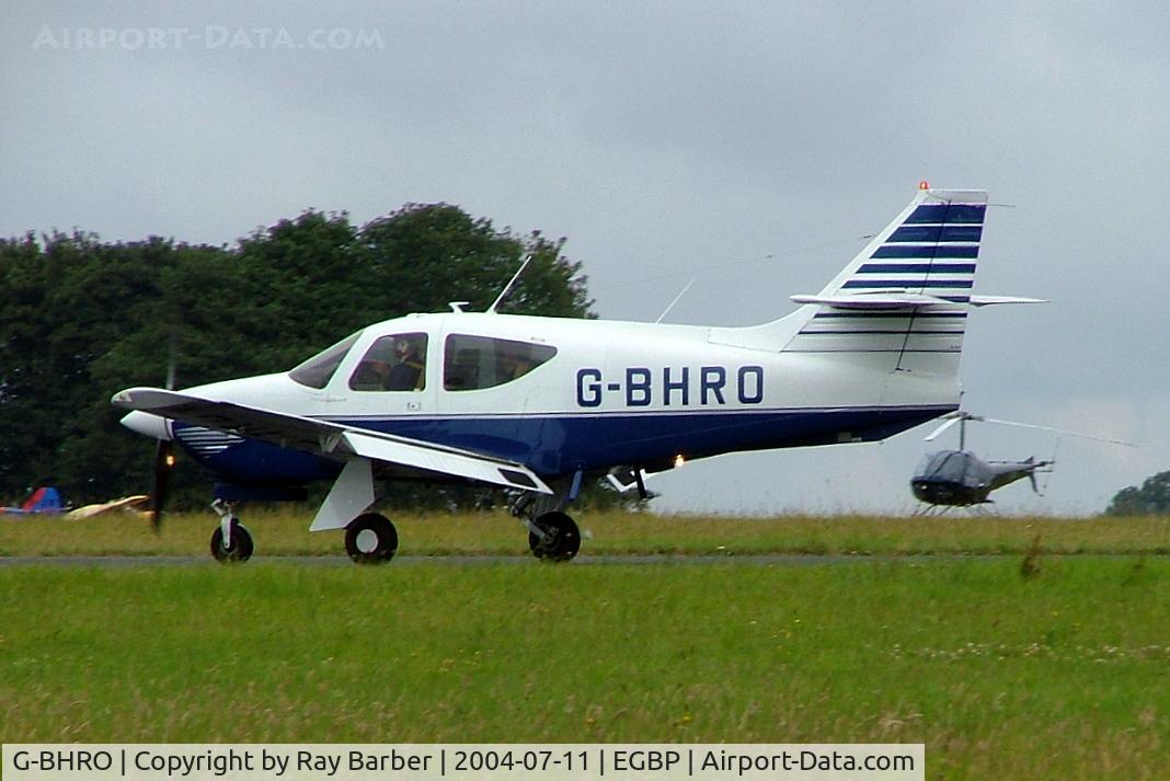 G-BHRO, 1975 Rockwell International 112 Commander C/N 364, Rockwell Commander 112A [364] Kemble~G 11/07/2004