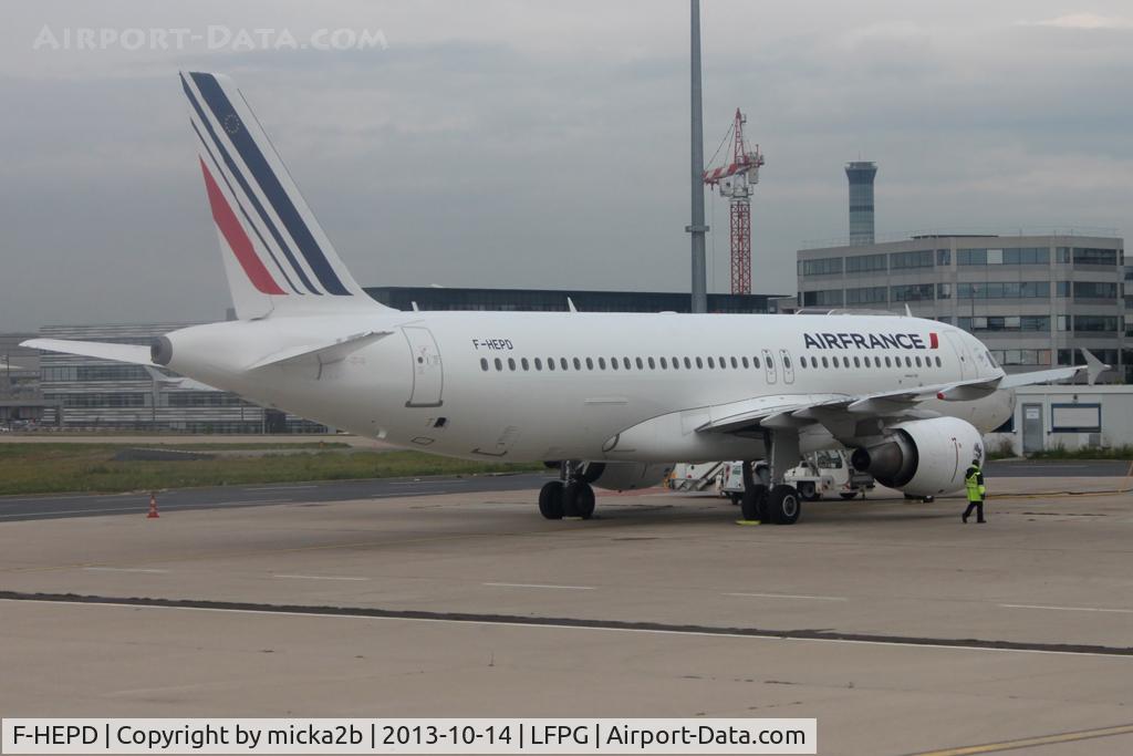 F-HEPD, 2010 Airbus A320-214 C/N 4295, Parked