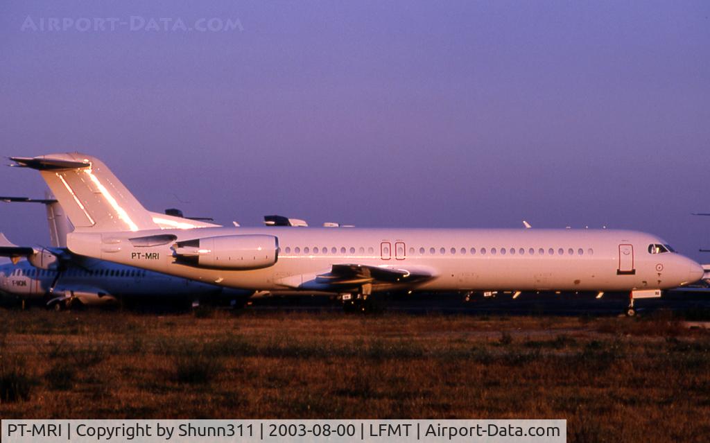 PT-MRI, 1993 Fokker 100 (F-28-0100) C/N 11442, Stored in all white c/s without titles...