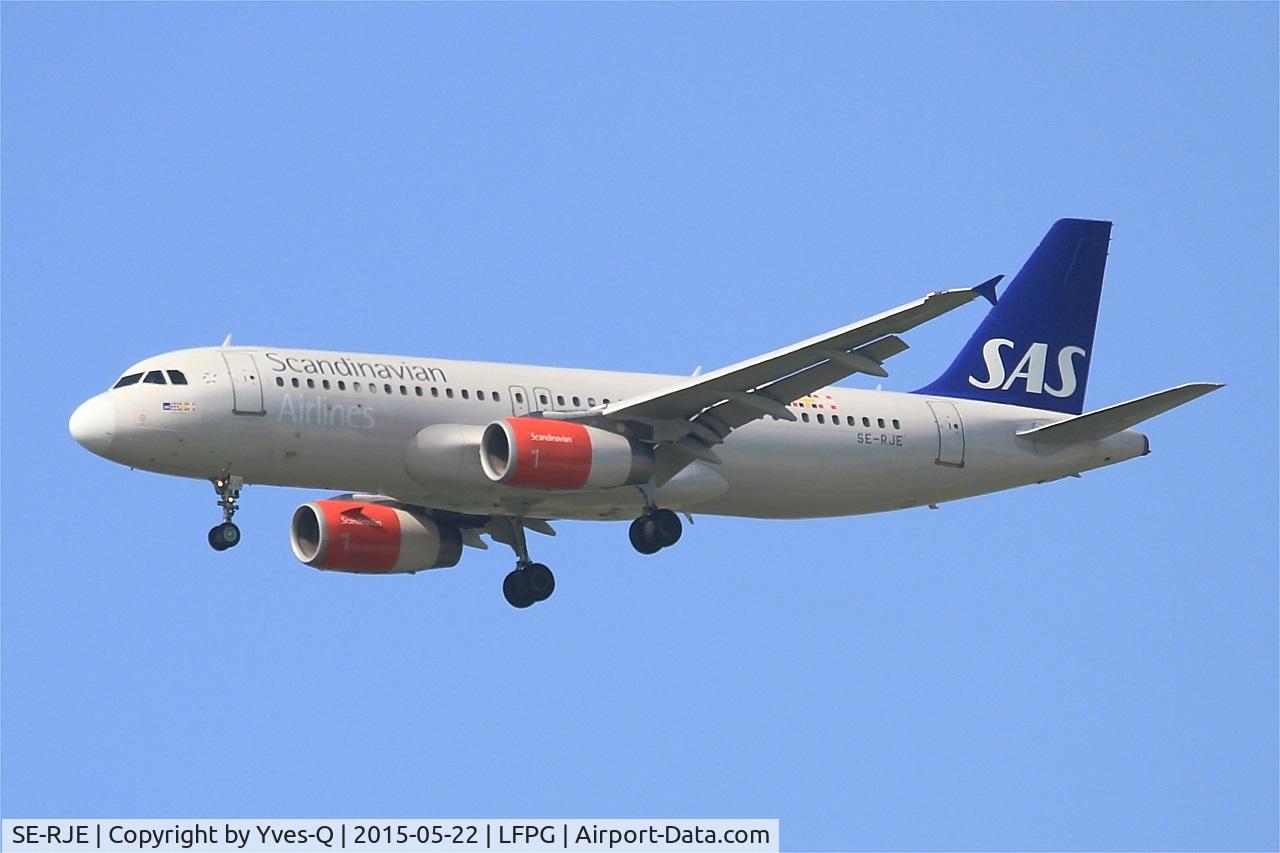 SE-RJE, 2000 Airbus A320-232 C/N 1183, Airbus A320-232, Short approach rwy 27R, Roissy Charles De Gaulle Airport (LFPG-CDG)