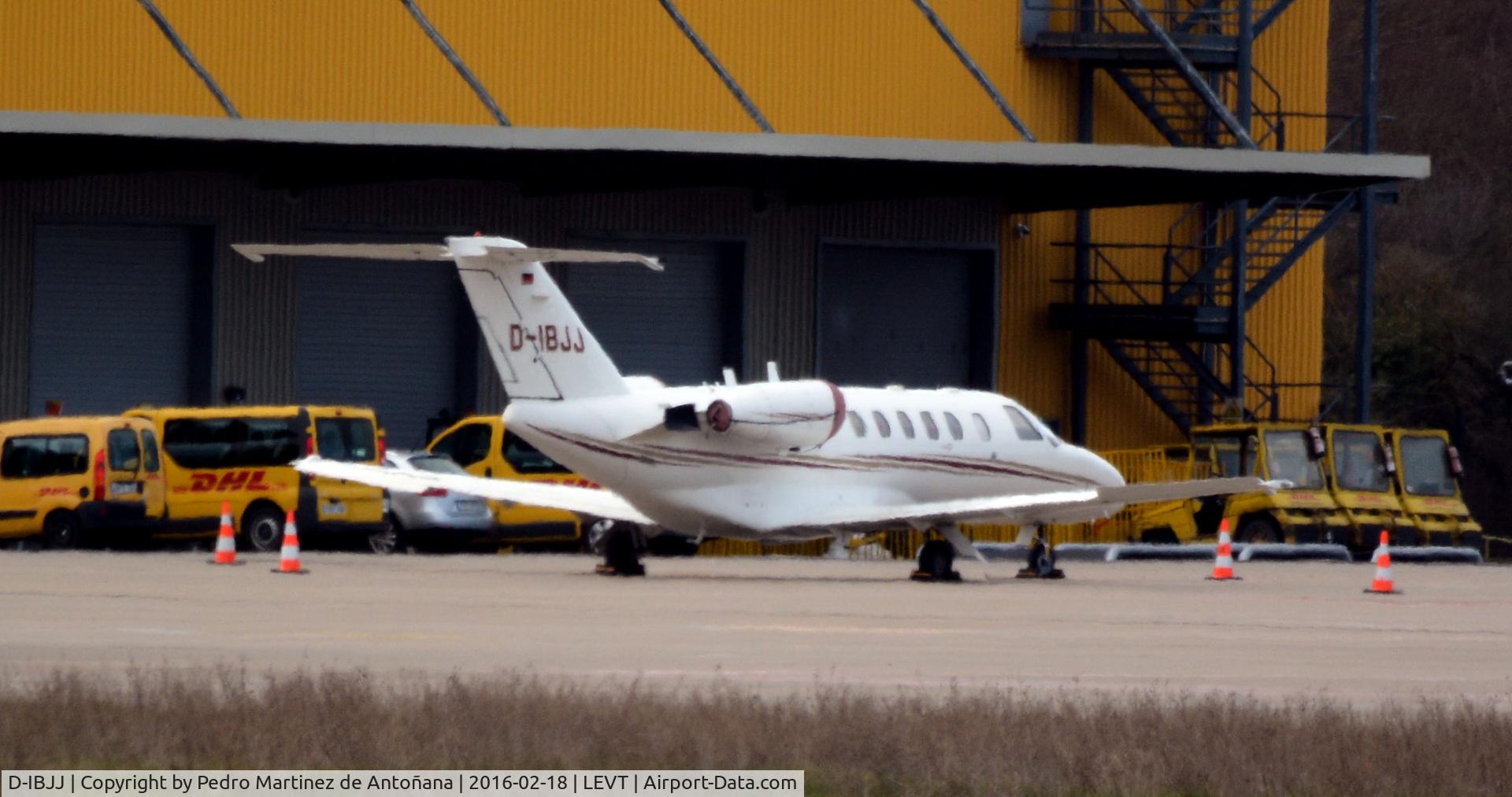 D-IBJJ, 2002 Cessna 525A CitationJet CJ2 C/N 525A-0125, Foronda - Vitoria-Gasteiz - España