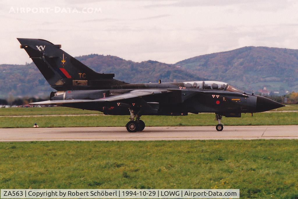 ZA563, 1982 Panavia Tornado GR.1 C/N 088/BS026/3047, Airshow Graz 1994