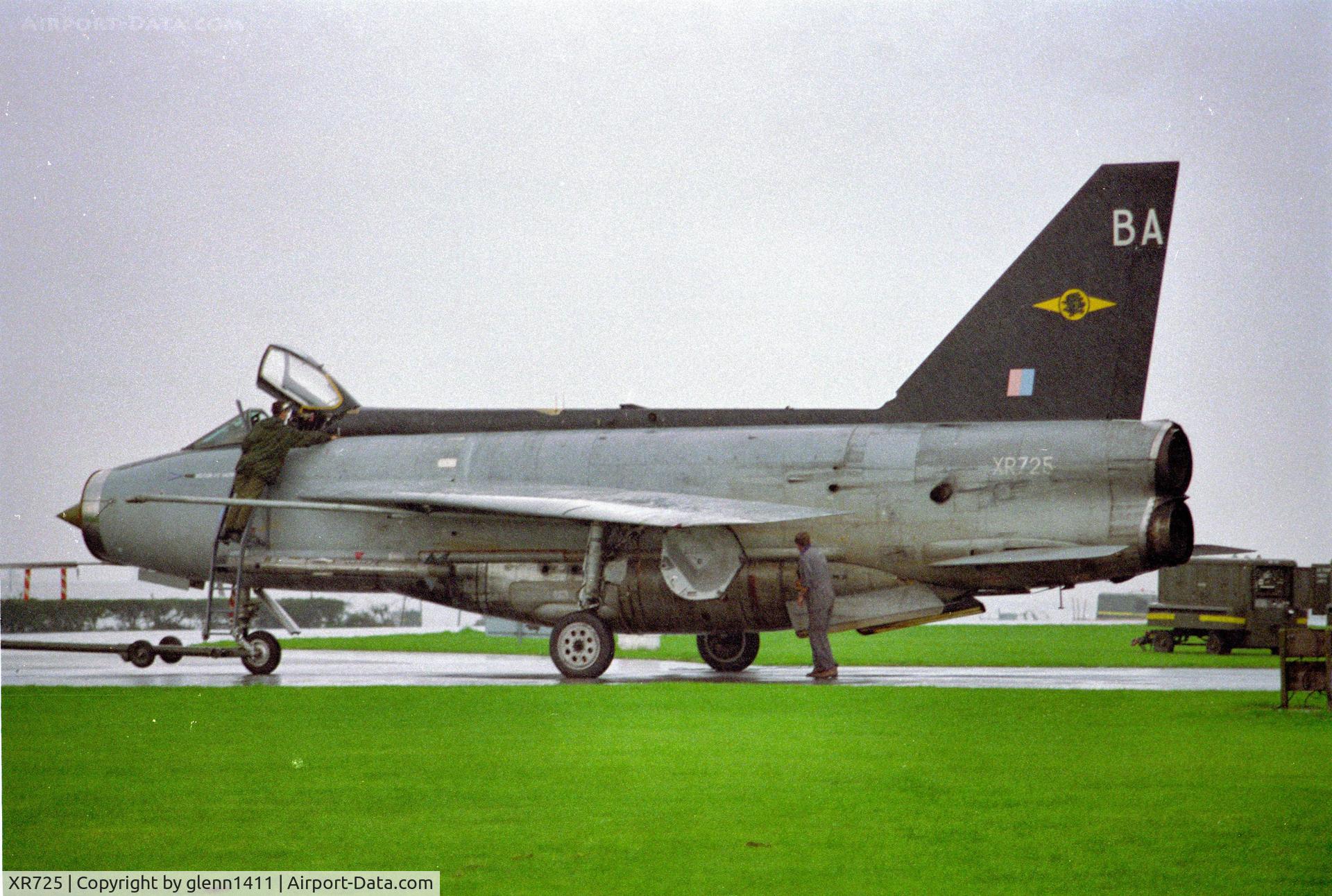 XR725, English Electric Lightning F.6 C/N 95208, 1987 RAF Binbrook 
