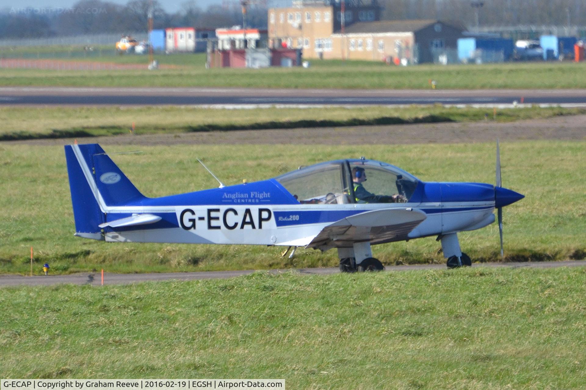 G-ECAP, 1999 Robin HR-200-120B C/N 334, About to depart from Norwich.