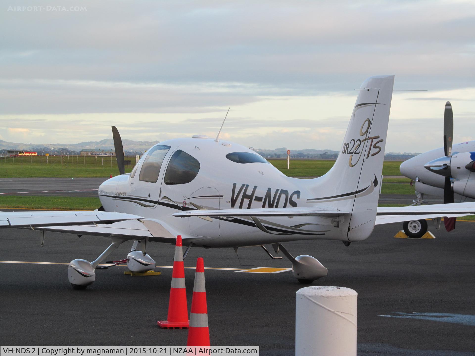 VH-NDS 2, Cirrus SR22 GTS C/N 1969, At AKL on possible delivery flight