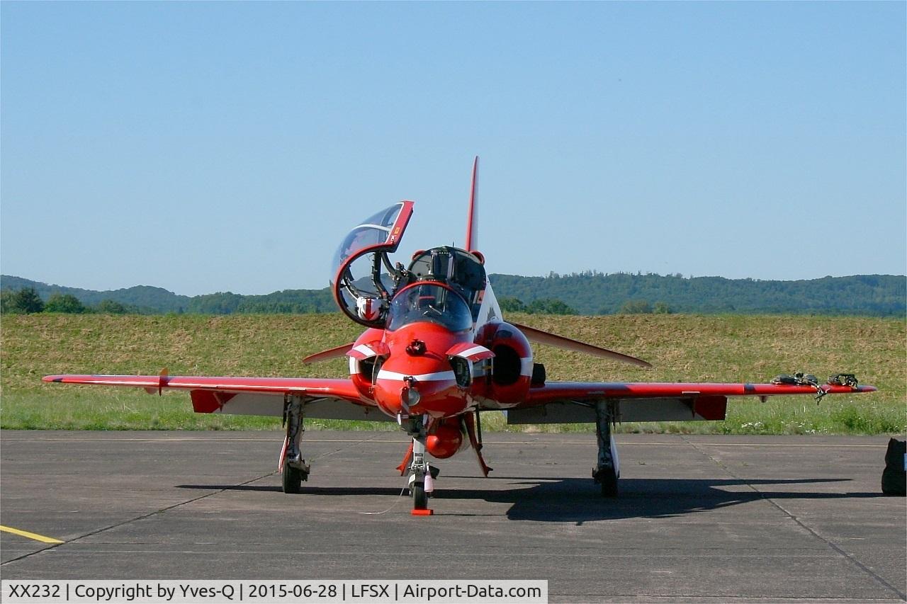 XX232, 1978 Hawker Siddeley Hawk T.1 C/N 068/312068, Royal Air Force Red Arrows Hawker Siddeley Hawk T.1, Static display, Luxeuil-St Sauveur Air Base 116 (LFSX) Open day 2015