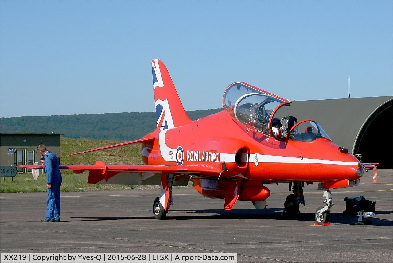 XX219, 1978 Hawker Siddeley Hawk T.1A C/N 055/312055, Royal Air Force Red Arrows Hawker Siddeley Hawk T.1, Static display, Luxeuil-St Sauveur Air Base 116 (LFSX) Open day 2015