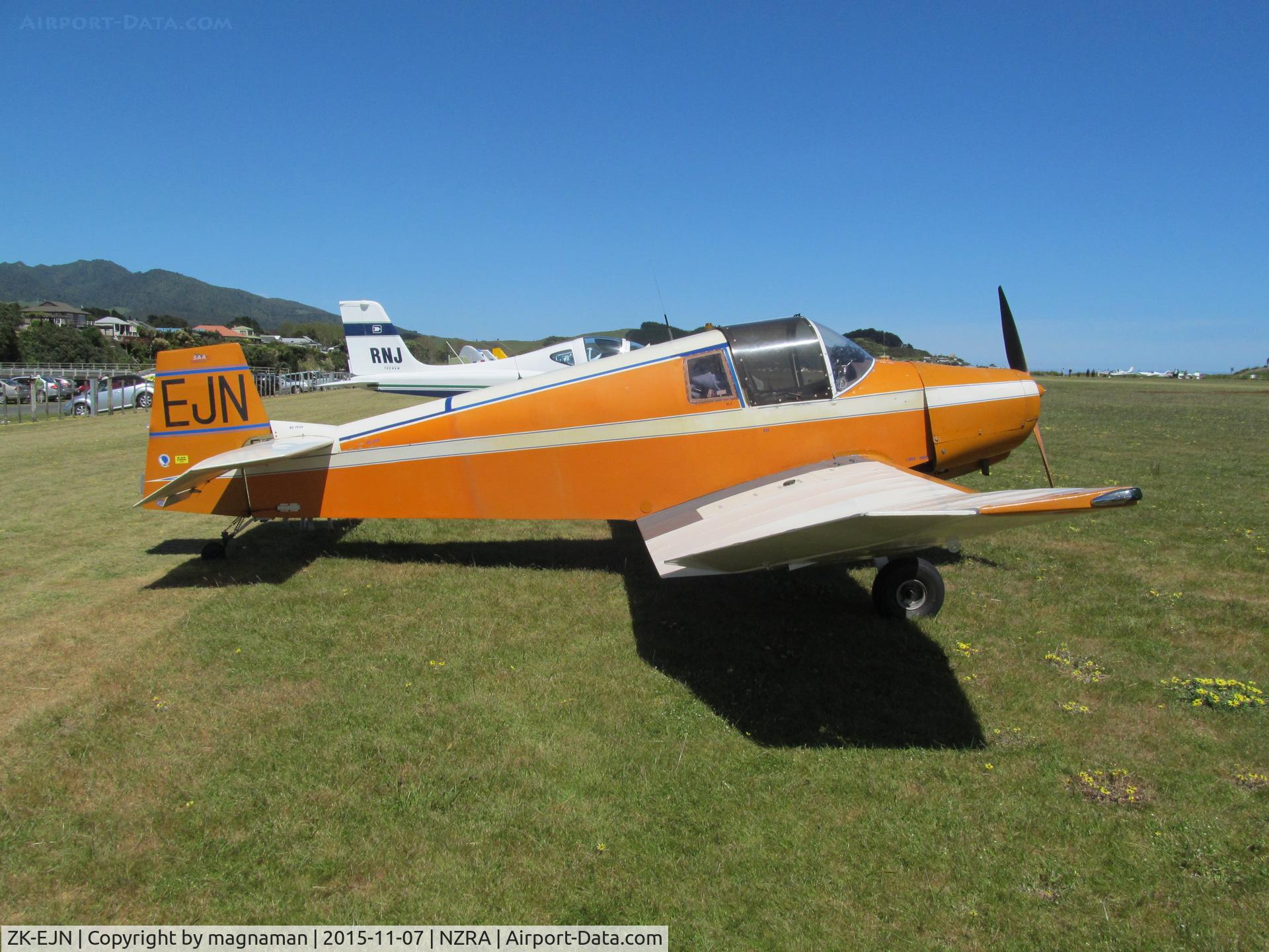 ZK-EJN, Jodel D-11 C/N AACA/291, sunny day at raglan