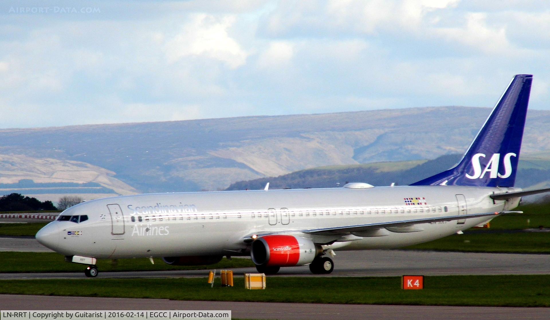 LN-RRT, 2001 Boeing 737-883 C/N 28326, At Manchester