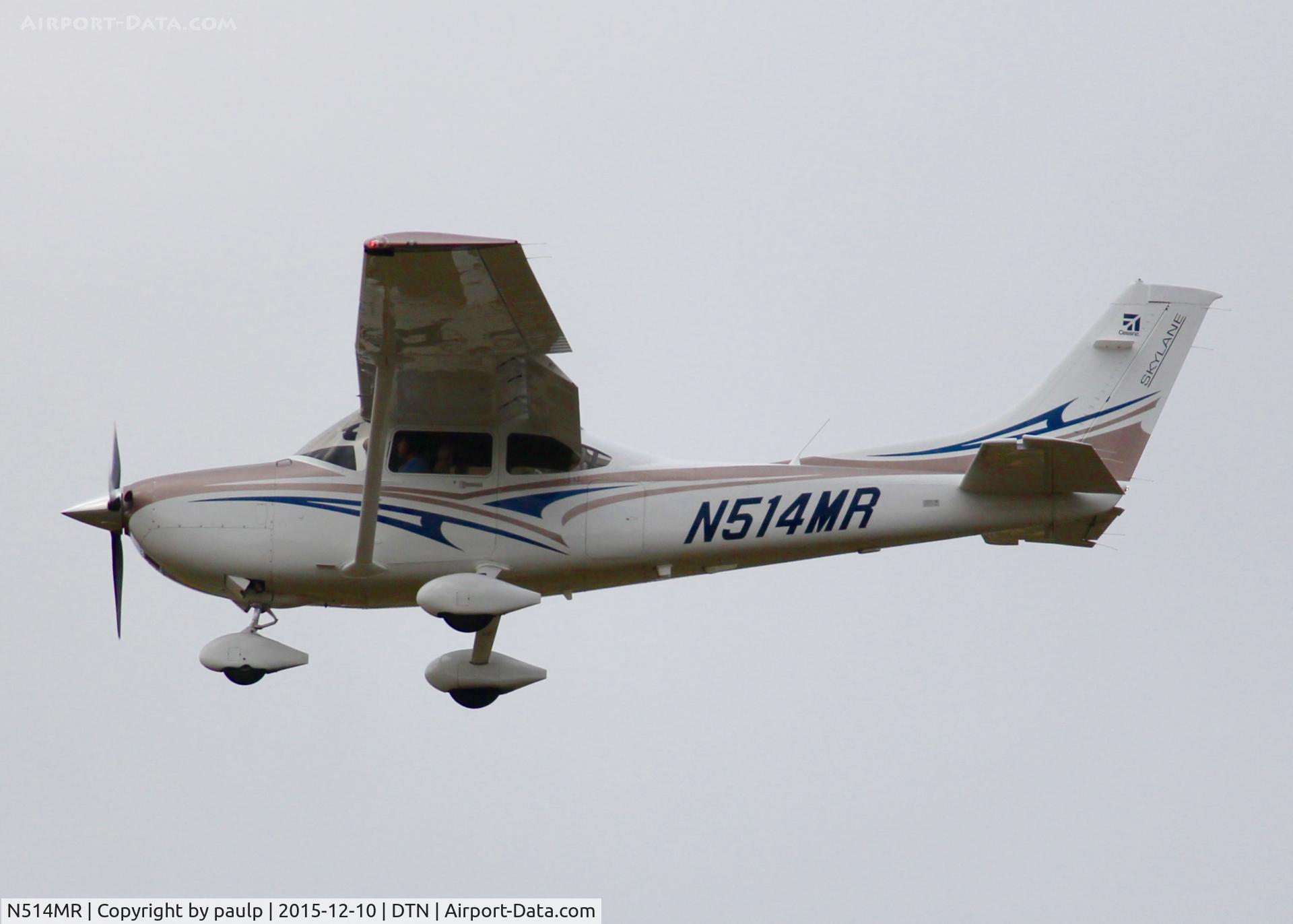 N514MR, 2012 Cessna 182 Skylane C/N 18282328, At Downtown Shreveport.