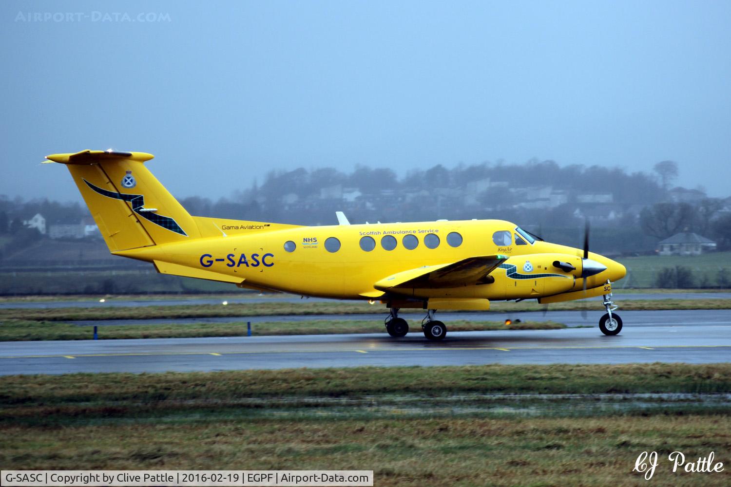 G-SASC, 2005 Raytheon B200C King Air C/N BL-150, Taxy for departure from Glasgow EGPF