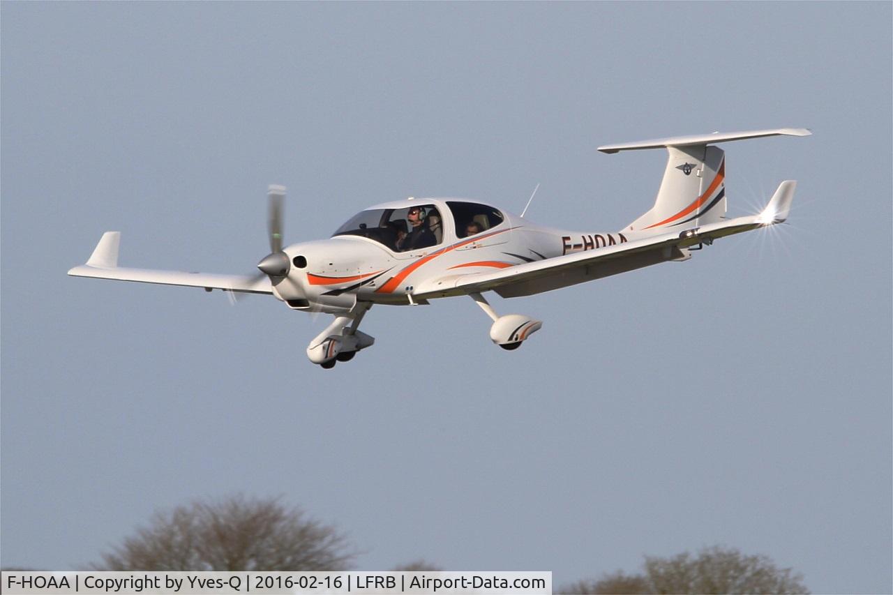 F-HOAA, Diamond DA-40 Diamond Star C/N D4.148, Diamond DA-40 Diamond Star, Short approach rwy 25L, Brest-Bretagne Airport (LFRB-BES)